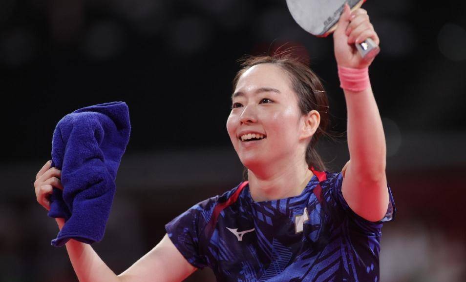 他经常在比 他经常在比