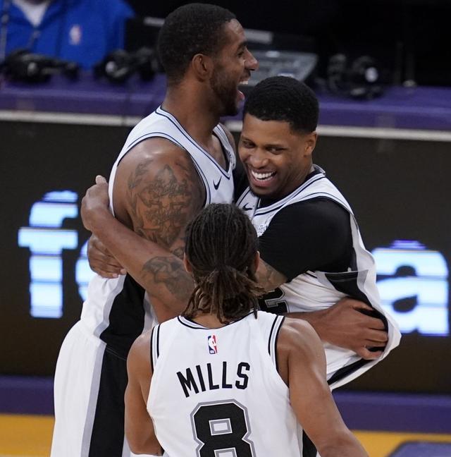 充满期待 充满期待