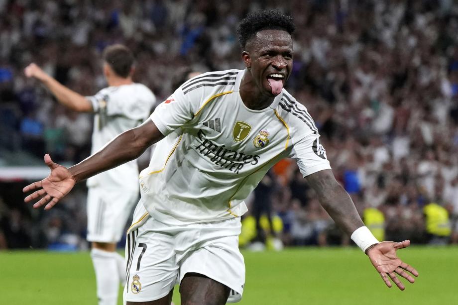 昂首挺进决 昂首挺进决