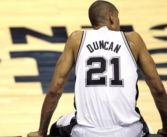 肩胸先顶线 肩胸先顶线